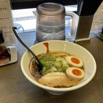 麺屋はる - あっさり醤油ラーメン煮玉子のせ
