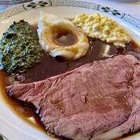 ロウリーズ・ザ・プライムリブ 大阪 - ランチカットは薄切りだけど、ローストビーフの味わいを堪能✨