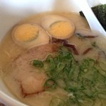 八十十八　袈裟丸家 - 味玉ラーメン2014年8月