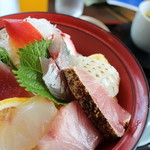 海鮮料理 おかりば - おかりば丼