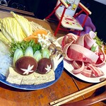 ぼたん鍋処 如月庵 - ぼたん鍋