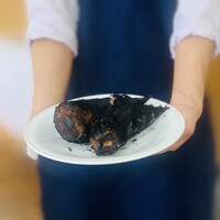 ウシマル - ① アミューズ-1【記載無し】
                    　★ 孟宗筍の炭火焼き：素材見せ