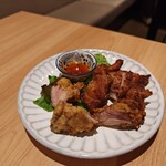 フードふうど - 名物の唐揚げ