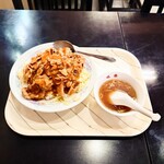 味楽 - 普通の量に見えるが、