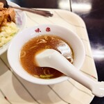 味楽 - ラーメンの旨さを確信できるスープ。