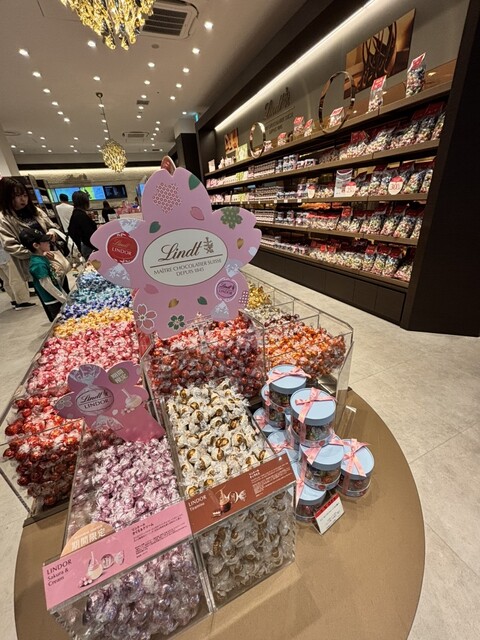 リンツ ショコラ ブティック＆カフェ 三井アウトレットパーク
