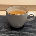 蒼菓 - 『ティーペアリング②』
      
      ・東方美人（ホット）
      
      青心大冇という品種を、烏龍茶の一種である東方美人に製茶したもの。