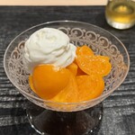 蒼菓 - 『デセール④』
      
      ・フロマージュブランのムース
      ・愛媛県鬼北町産の鬼あかり（ほおずき）
      
      ・別添えの鬼あかりのシロップを上からたっぷりかけて