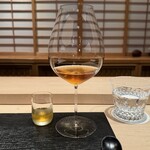 蒼菓 - 『ティーペアリング④』
      
      ・ローズアッサム
      
      台湾アッサムという品種を紅茶に製茶して、生のマリアカラスという薔薇でゆっくり香りをつけたもの。