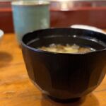 東寿司 - 味噌汁