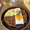 カレー屋 ヒゲめがね