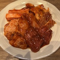 炭火焼肉ホルモン うしごろ 中目黒店 - 
