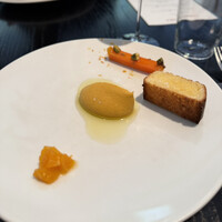 ラ・ボンヌターブル - 