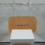 巴裡 小川軒 - 無料手提げ袋と箱正面。