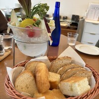 PASTA HOUSE AWkitchen FARM 多摩センター店 - 無料パン