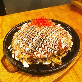 バリエーション豊かな鉄板料理◆焼きたての美味しさを堪能