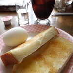 スワンレイク - 料理写真:アイス珈琲＆モーニングサービス