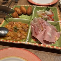 マヌエル タスカ ド ターリョ 丸の内店 - 