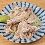 晩杯屋 - ガツ刺し。大きさが大きめ且つバラバラで味わい深い