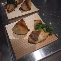 鉄板和食とワイン 萬鉄 - 