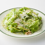 Lantern burger & steak - くるみとパルミジャーノのサラダ