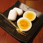 COFFEE&BAR YUKA - チャームのチョコマシュマロとゆで卵