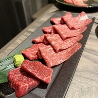 近江うし焼肉 にくTATSU 日本橋室町店 - 