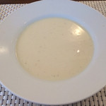 ラディーチェ - 自家製ジャガイモの冷製スープ