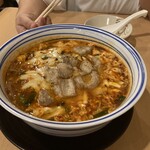 鉄板焼居酒家 親方 - 辛麺　中辛　チーズ、ホルモントッピング
