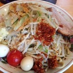 豚星。 - 冷やし中華麺（麺少なめ・えび辛・揚げネギ・ニンニクちょいマシ・うずら）