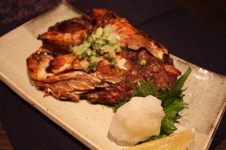 居・食・酒 ちんまーやー - 香ばしくてジューシー！沖縄県産マグロのカマ塩焼き