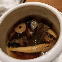 カントニーズ 燕 - 