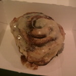 CINNABON - ミニボン＄２，８９