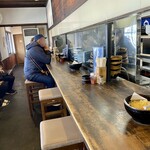 大右衛門うどん - 11時開店直後のカウンター席
