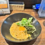 アヒージョとパスタ  - 【雲丹醤油のカルボナーラ 1250円 】