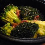 ミニヨンTOKYO - ブロッコリーとアンチョビ アップ