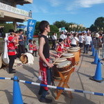 馬事公苑 売店 - 気温35度でも子供たちは元気ですね（2014 区民まつり）