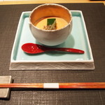 おおたに - 先付　トマトの冷製茶碗蒸し　バジルのムース・じゅんさいと一緒に