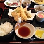 和食ダイニング天八 - 天ぷら定食　1360円