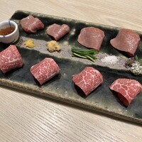 菅乃屋 銀座通り店 - 大トロ馬刺し