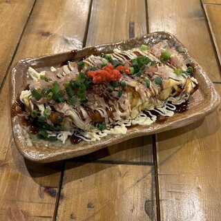 多数な鉄板焼き料理、お酒に合うおつまみが揃ってます！