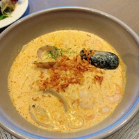 COLONIAL BEACH 横浜ハンマーヘッド - 