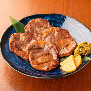 牛タン、生牡蠣、はらこ飯など仙台ならではの旨いを堪能！