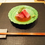 おおたに - 造り　まぐろのお造り　たたき長芋の山かけ、とろみ醤油で