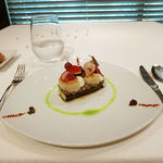 ジョンティ アッシュ - 帆立とズッキーニ