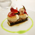 ジョンティ アッシュ - 帆立とズッキーニ