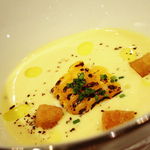 ジョンティ アッシュ - トウモロコシの冷製スープ