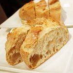 ジョンティ アッシュ - パン