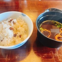韻松亭 - 