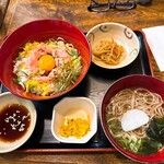 船場かつら亭 - ネギトロ丼＋そば